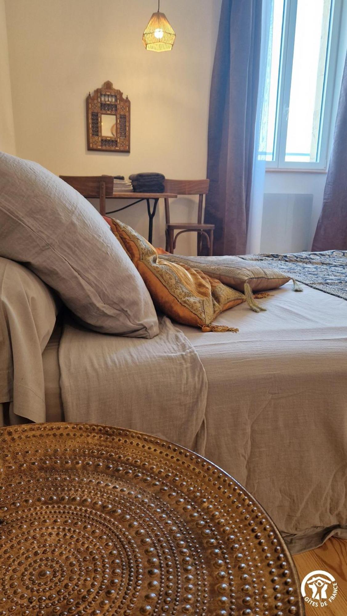 Aux Roses De Cedres Chambre Savane Salvagnac Εξωτερικό φωτογραφία