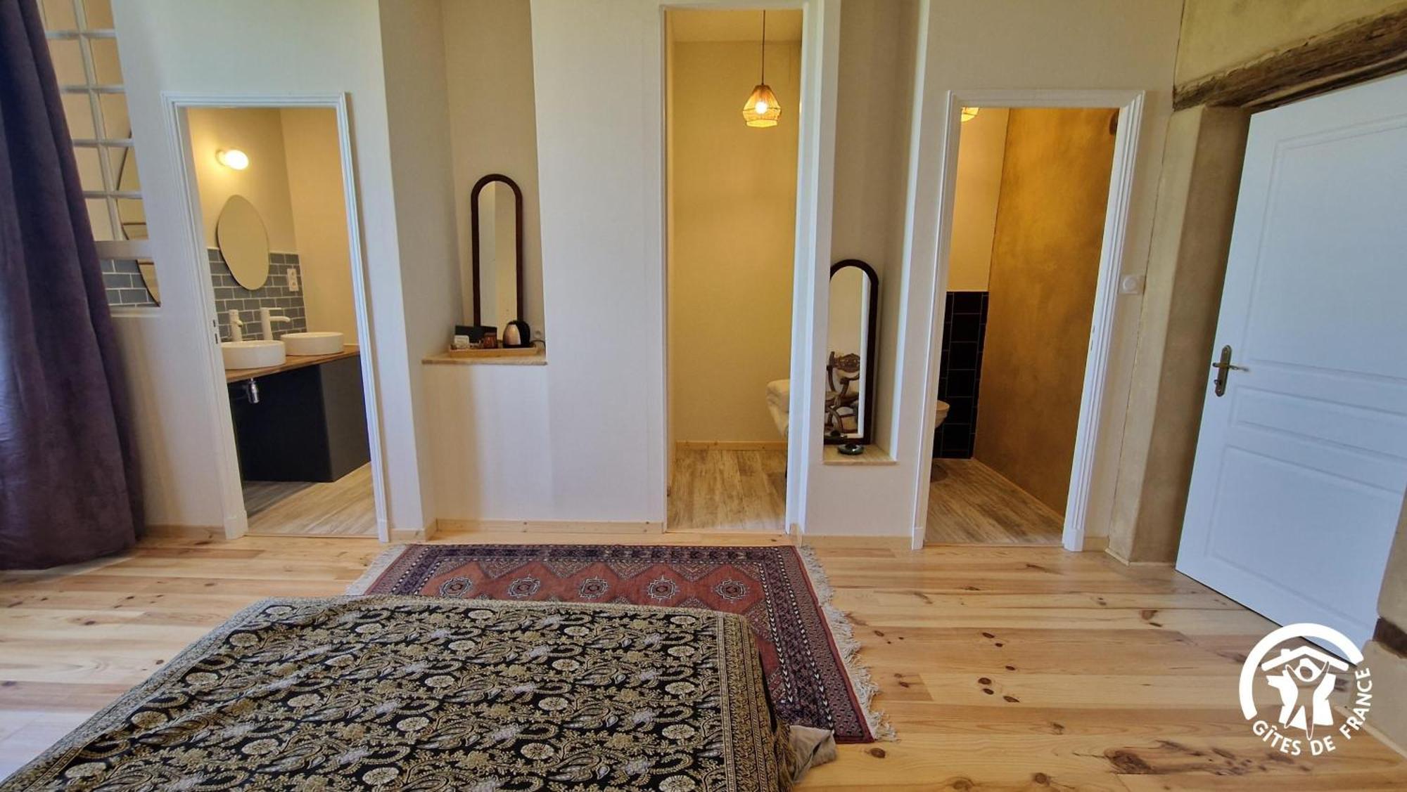 Aux Roses De Cedres Chambre Savane Salvagnac Εξωτερικό φωτογραφία