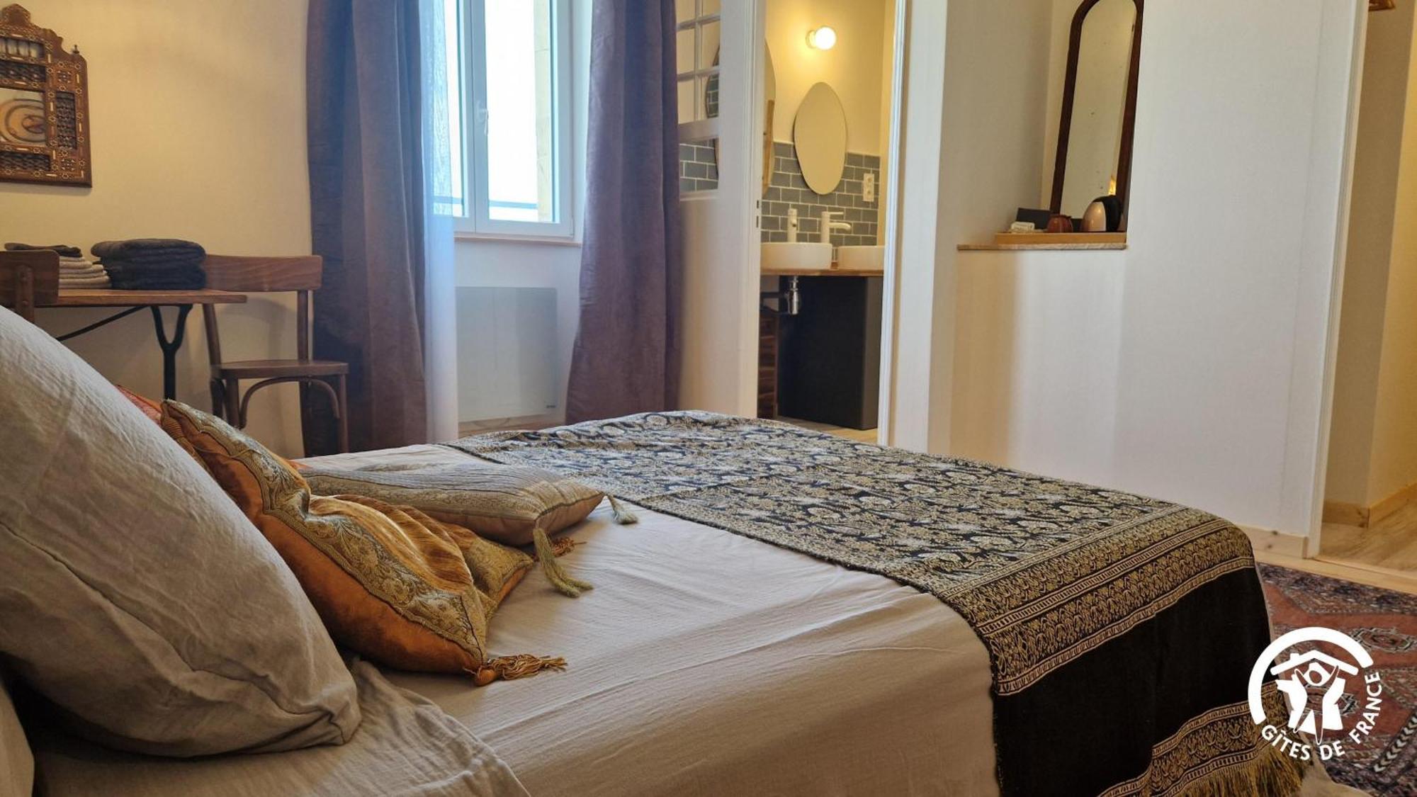 Aux Roses De Cedres Chambre Savane Salvagnac Εξωτερικό φωτογραφία