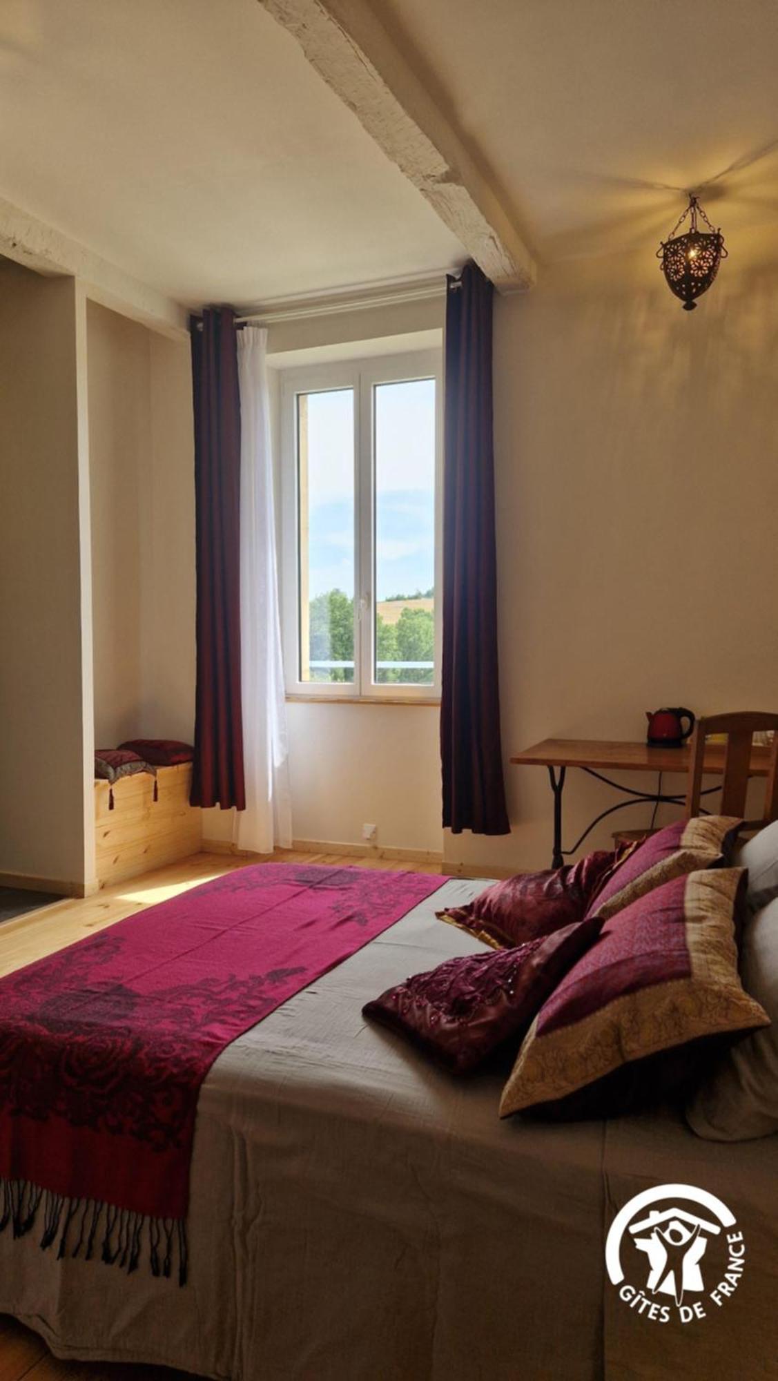 Aux Roses De Cedres Chambre Savane Salvagnac Εξωτερικό φωτογραφία