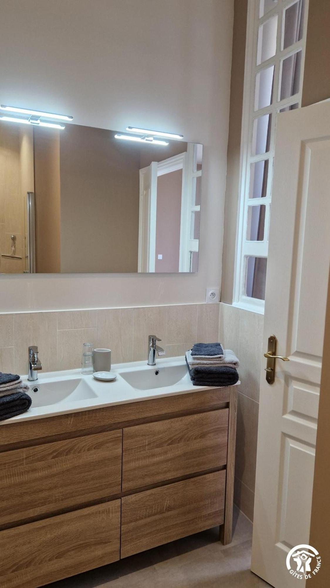 Aux Roses De Cedres Chambre Savane Salvagnac Εξωτερικό φωτογραφία